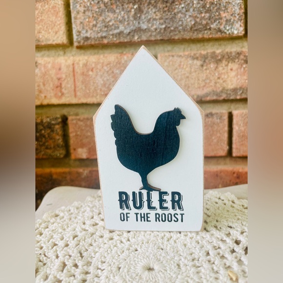*Ruler of the Roost Wooden House Shaped Shelf Sitter - Picture 4 of 14